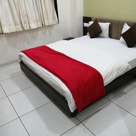 Hotel Best Velly Gandhinagar Eksteriør billede