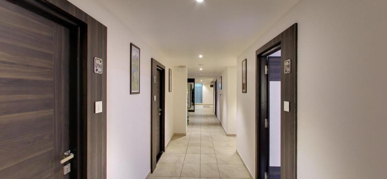Hotel Best Velly Gandhinagar Eksteriør billede