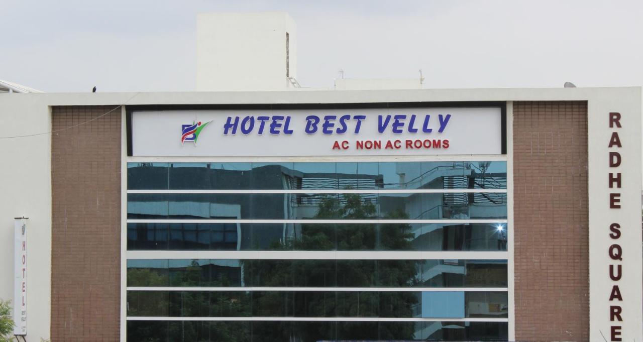 Hotel Best Velly Gandhinagar Eksteriør billede